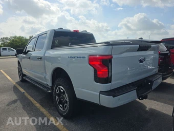 2023 Ford F-150 Lightning XLT Crew Cab Short Bed - miniatura 6
