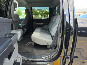 2023 Ford F-150 Lightning XLT Crew Cab Short Bed - miniatura 13