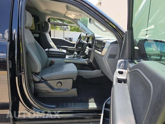 2023 Ford F-150 Lightning XLT Crew Cab Short Bed - miniatura 19
