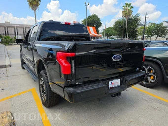 2023 Ford F-150 Lightning XLT Crew Cab Short Bed - miniatura 2
