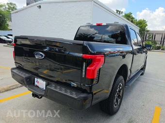 2023 Ford F-150 Lightning XLT Crew Cab Short Bed - miniatura 3