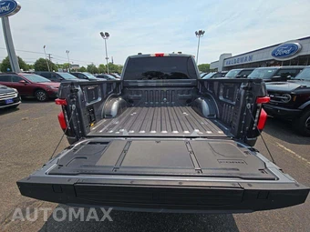2023 Ford F-150 Lightning XLT Crew Cab Short Bed - miniatura 14