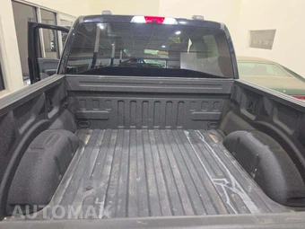 2023 Ford F-150 Lightning XLT Crew Cab Short Bed - miniatura 14