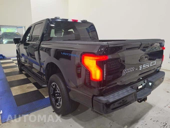 2023 Ford F-150 Lightning XLT Crew Cab Short Bed - miniatura 2