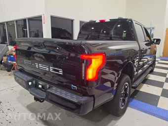 2023 Ford F-150 Lightning XLT Crew Cab Short Bed - miniatura 3