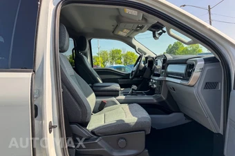 2023 Ford F-150 Lightning XLT Crew Cab Short Bed - miniatura 15
