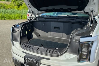 2023 Ford F-150 Lightning XLT Crew Cab Short Bed - miniatura 9