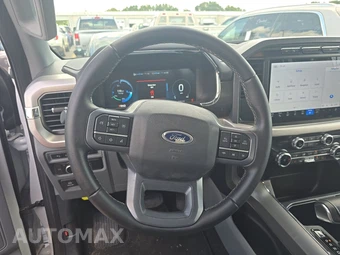 2023 Ford F-150 Lightning XLT Crew Cab Short Bed - miniatura 21