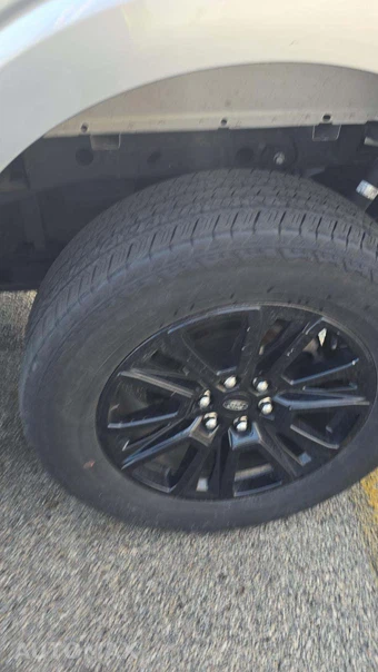 2023 Ford F-150 Platinum Crew Cab Short Bed - miniatura 20