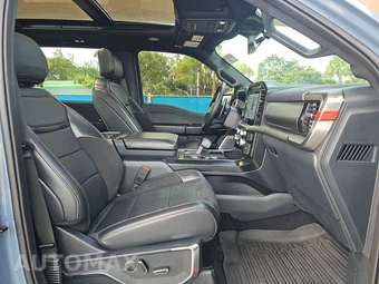 2023 Ford F-150 Raptor Crew Cab Short Bed - miniatura 8