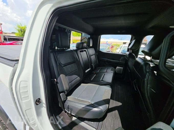 2023 Ford F-150 Raptor Crew Cab Short Bed - miniatura 16