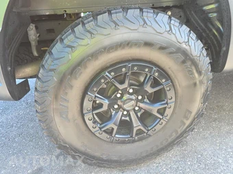 2023 Ford F-150 Raptor Crew Cab Short Bed - miniatura 10