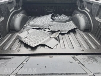 2023 Ford F-150 Raptor Crew Cab Short Bed - miniatura 16