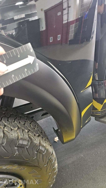 2023 Ford F-150 Raptor Crew Cab Short Bed - miniatura 23