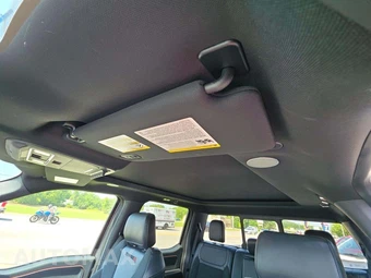 2023 Ford F-150 Raptor Crew Cab Short Bed - miniatura 11