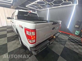 2023 Ford F-150 XL Crew Cab Short Bed - miniatura 2