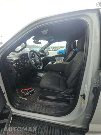 2023 Ford F-150 XL Crew Cab Short Bed - miniatura 3