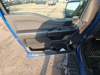 2023 Ford F-150 XLT Crew Cab Medium Bed - miniatura 9