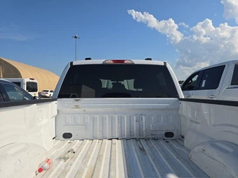 2023 Ford F-150 XLT Crew Cab Medium Bed - miniatura 16