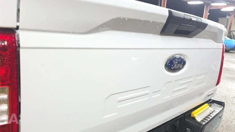 2023 Ford F-150 XLT Crew Cab Medium Bed - miniatura 28