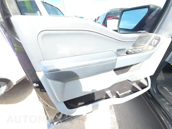 2023 Ford F-150 XLT Crew Cab Medium Bed - miniatura 9