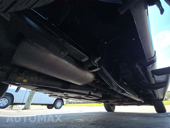 2023 Ford F-150 XLT Crew Cab Medium Bed - miniatura 17