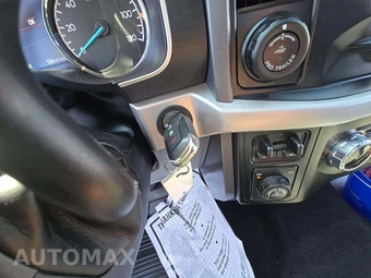 2023 Ford F-150 XLT Crew Cab Medium Bed - miniatura 8