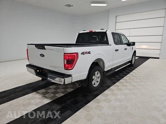 2023 Ford F-150 XLT Crew Cab Medium Bed - miniatura 4