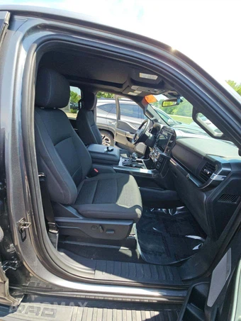 2023 Ford F-150 XLT Crew Cab Medium Bed - miniatura 18