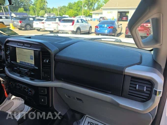 2023 Ford F-150 XLT Crew Cab Medium Bed - miniatura 19