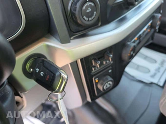 2023 Ford F-150 XLT Crew Cab Medium Bed - miniatura 8