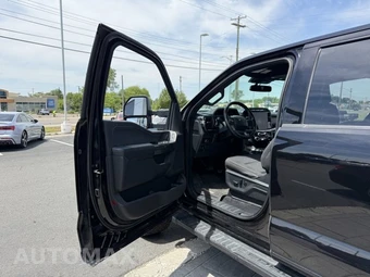 2023 Ford F-150 XLT Crew Cab Medium Bed - miniatura 10