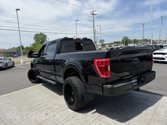 2023 Ford F-150 XLT Crew Cab Medium Bed - miniatura 9