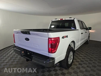 2023 Ford F-150 XLT Crew Cab Medium Bed - miniatura 4