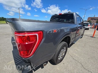 2023 Ford F-150 XLT Crew Cab Medium Bed - miniatura 4