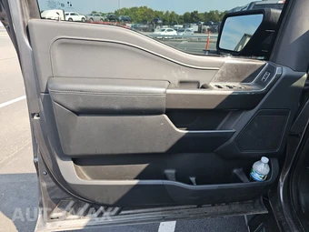 2023 Ford F-150 XLT Crew Cab Medium Bed - miniatura 28