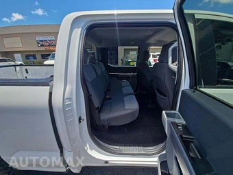 2023 Ford F-150 XLT Crew Cab Medium Bed - miniatura 13