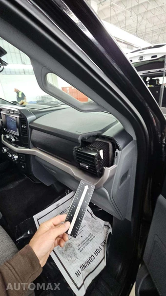 2023 Ford F-150 XLT Crew Cab Medium Bed - miniatura 22