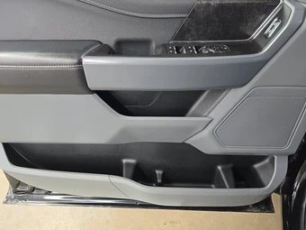 2023 Ford F-150 XLT Crew Cab Medium Bed - miniatura 9