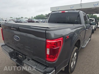 2023 Ford F-150 XLT Crew Cab Medium Bed - miniatura 4