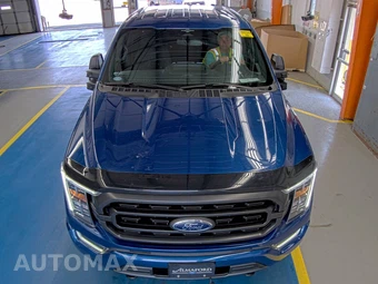 2023 Ford F-150 XLT Crew Cab Medium Bed - miniatura 2