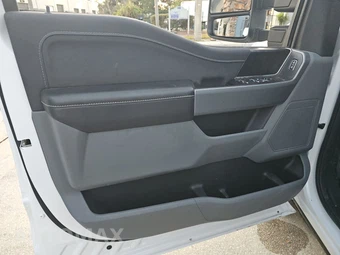 2023 Ford F-150 XLT Crew Cab Medium Bed - miniatura 9