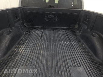 2023 Ford F-150 XLT Crew Cab Medium Bed - miniatura 16