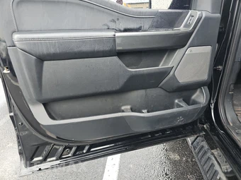 2023 Ford F-150 XLT Crew Cab Medium Bed - miniatura 40