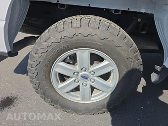 2023 Ford F-150 XLT Crew Cab Medium Bed - miniatura 10