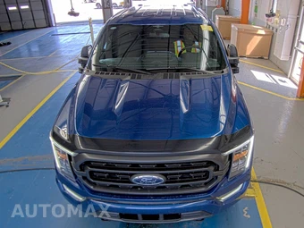 2023 Ford F-150 XLT Crew Cab Medium Bed - miniatura 2