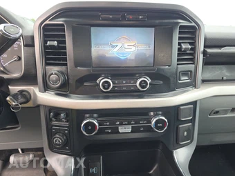 2023 Ford F-150 XLT Crew Cab Medium Bed - miniatura 11