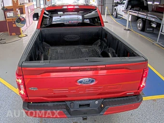 2023 Ford F-150 XLT Crew Cab Medium Bed - miniatura 5