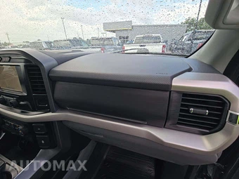 2023 Ford F-150 XLT Crew Cab Medium Bed - miniatura 16