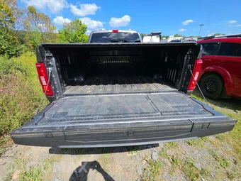 2023 Ford F-150 XLT Crew Cab Medium Bed - miniatura 14